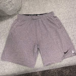 Multi Color Nike Shorts!! Rare soft shorts! Size:M